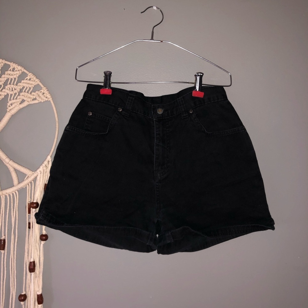 Nevada Shorts - Picture 1 of 4